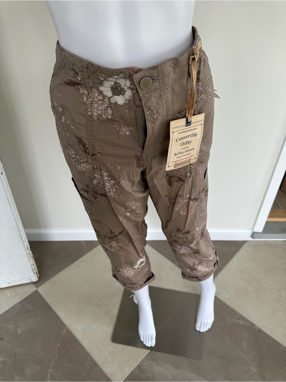 T.J.Maxx Taupe Floral Convertible Cargo Pants